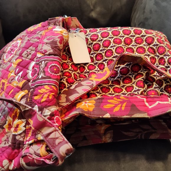 BUNDLE OF 2 VERA BRADLEY CARNABY TOTES GOOD CONDITION - 1 REVERSABLE - Picture 2 of 16